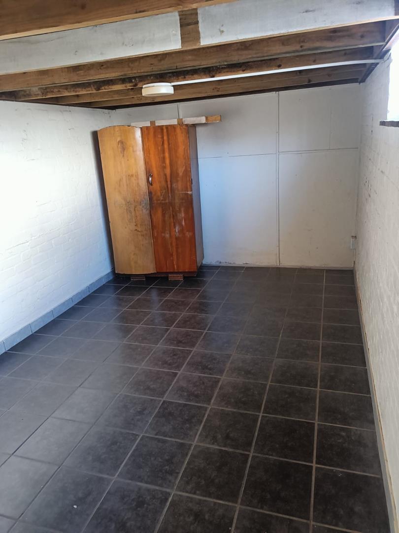 4 Bedroom Property for Sale in Avondale Western Cape